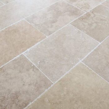 Dallage en Travertin Classic Mix