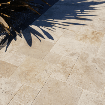 Dallage en Travertin Classic Light